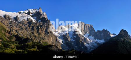 La Meije (links,3983 m) an das Massiv des ╔ DauphinÚ crins Bereich in den Alpen, Frankreich Stockfoto