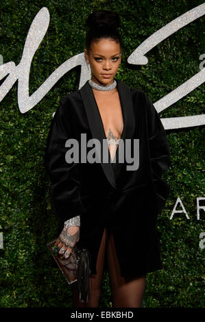 Rihanna bei den British Fashion Awards 2014 in London. Stockfoto