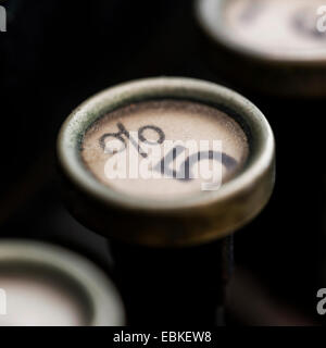 Studioaufnahme der Antike Schreibmaschine Stockfoto