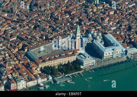 Luftaufnahme des Piazza San Marco, Venedig, Italien, Europa Stockfoto