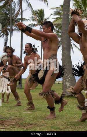 Osterinsel aka Rapa Nui Nationalpark Rapa Nui. Anakena historische Stätte, traditionelle Polynesische Tanz-Show. Stockfoto