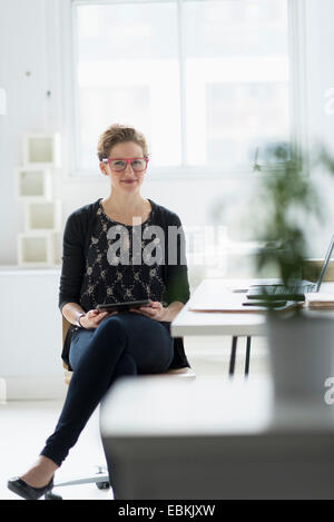 Porträt der Geschäftsfrau im Büro Stockfoto