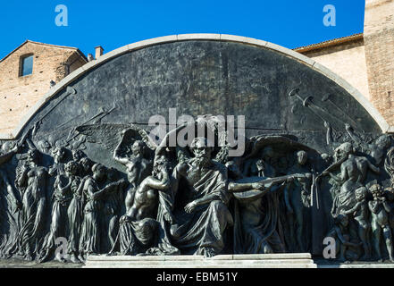 Parma, die Giuseppe Verdi-Denkmal in Della Pace-Platz Stockfoto