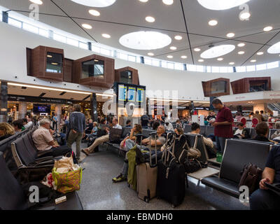 Portela Flughafen Interieur in Lissabon, Portugal, Europa Stockfoto