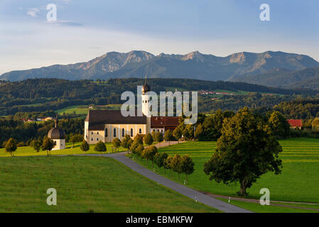 Wallfahrt Kirche des St. Marinus und Anian in Wilparting, Irschenberg, hinter Mangfall Berge, Oberland, Oberbayern Stockfoto