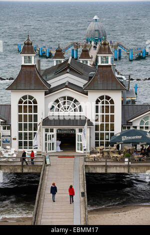 Pier am Strand, Ostsee Seaside Resort Sellin, Rügen, Mecklenburg-Western Pomerania, Deutschland Stockfoto