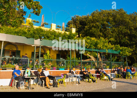 Cafe Terrasse vor Giardini della Biennale, Park in der Biennale stattfindet, Castello, Venedig, Italien Stockfoto