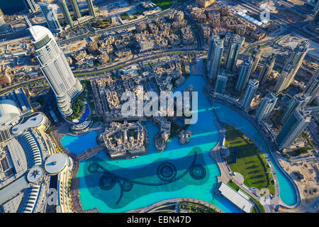 Blick auf Dubai Stadt von der Spitze eines Turmes. Stockfoto
