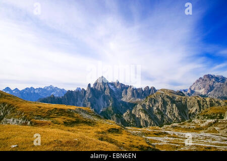 Blick zur Cadini Di Misurina und Cristallo, Italien, Südtirol, Dolomiten Stockfoto