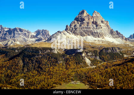 klarer blauen Himmel über Tre Cime di Lavaredo Gruppe, Rif Auronzo, Dolomiten, Südtirol, Italien Stockfoto