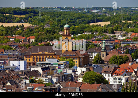 Blick vom Helenenturm in die Stadt mit Rathaus und Johanniskirche, Deutschland, Nordrhein-Westfalen, Ruhrgebiet, Witten Stockfoto