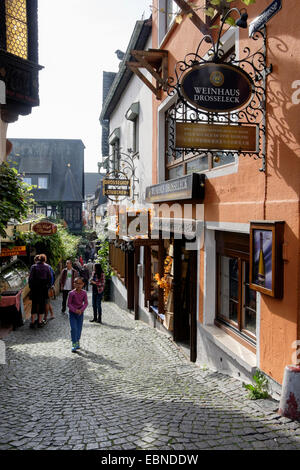 Weinhaus Drosseleck Wein Taverne in der Altstadt am berühmten 15. Jahrhundert touristischen Straße von Drosselgasse, Rüdesheim am Rhein, Deutschland Stockfoto