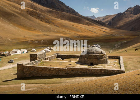 Karawanserei Tasch-Rabat an der alten Silk Road, Kirgisistan, Naryn, Tash Rabat Stockfoto