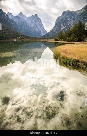 Lago di Dobiacco, Toblacher See InDolomite Alpen, Italien, Europa Stockfoto