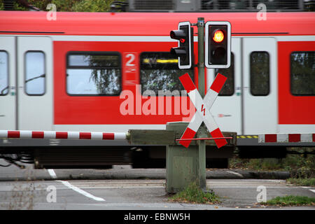 s-Bahn kreuzen, Deutschland Stockfoto