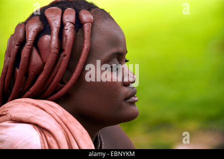 traditionelle Frisur einer Frau der Himbas, Namibia Stockfoto