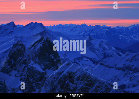 Blick vom Titlis zum Berner Alpen am Abend Licht, Schweiz, Berner Alpen Stockfoto