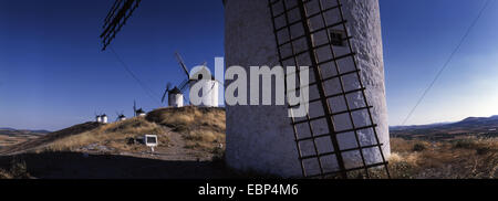 Consuegra. Windmühlen auf Hügel Calderico. Route des Don Quijote Stockfoto