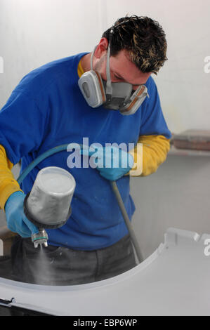 Lackierer bei der Arbeit Stockfoto