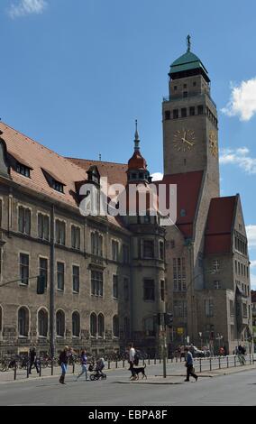 Rathaus Rathaus Karl Marx Strasse Hermannplatz Berlin Deutschland Stockfoto