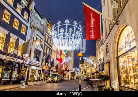 Weihnachtsbeleuchtung In Bond Street London UK Stockfoto