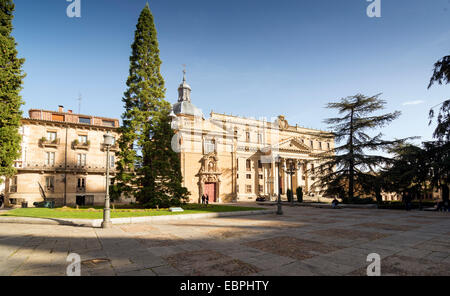 SALAMANCA, Spanien - 21. November 2014: Es ist eine der wichtigsten Universitätsstädte Spaniens und liefert 16 % von Spaniens mar Stockfoto