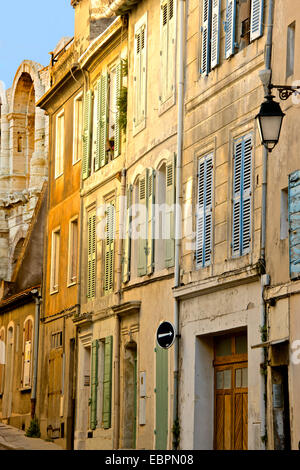 Altstadt Straße, rue des Aromaten, Arles, Bouches du Rhone, Provence, Frankreich, Europa Stockfoto