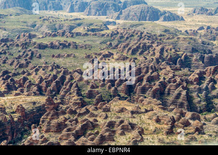 Luftaufnahme der Bungle Bungle, Purnululu National Park, UNESCO-Weltkulturerbe, Kimberley, Western Australia, Australien Stockfoto