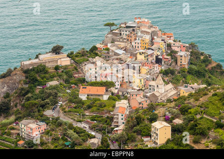 Das Dorf Corniglia in den Cinque Terre, UNESCO World Heritage Site, Ligurien, Italien, Europa Stockfoto