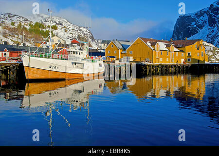 Hafen von Reine, Norwegen, Lofoten-Inseln Stockfoto