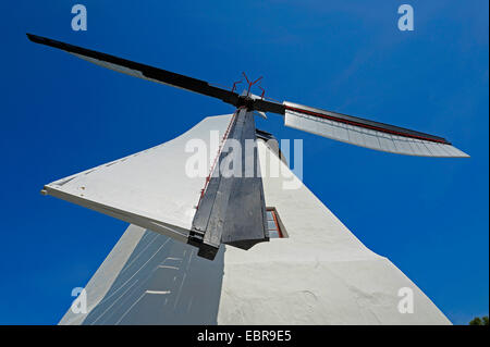 die Flügel der einzige Windmühle auf der Insel, die noch gehen, Dänemark, Bornholm, Arsdale Stockfoto