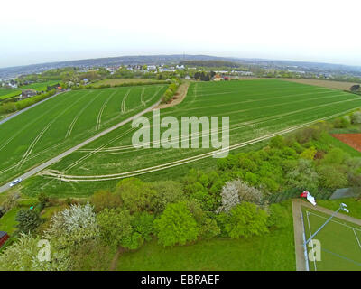 Luftaufnahme Feld Landschaft im Frühling, Witten, Ruhrgebiet, Nordrhein-Westfalen, Deutschland Stockfoto