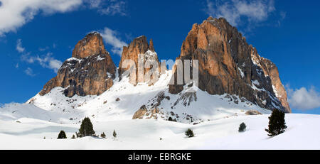 Ostseite des Langkofel im Winter, Italien, Südtirol, Dolomiten Stockfoto