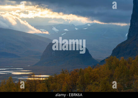 Abendstimmung am Rapadalen im Herbst, Schweden, Lappland, Sarek Nationalpark Stockfoto