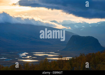 Abendstimmung am Rapadalen im Herbst, Schweden, Lappland, Sarek Nationalpark Stockfoto