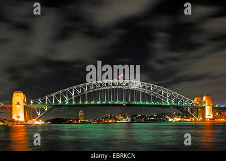 Sydney Harbour Bridge bei Nacht, Australien, New South Wales, Sydney Stockfoto