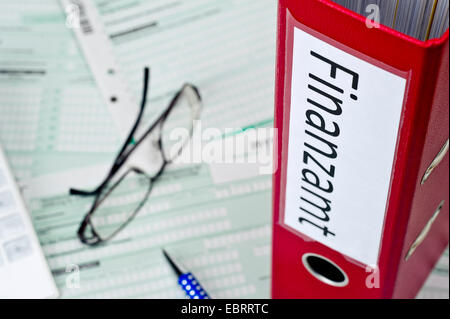 Symbolbild "Steuererklärung" Stockfoto