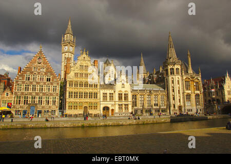 Graslei neben der Leie in der historischen Innenstadt von Gent, Ostflandern, Gent Stockfoto