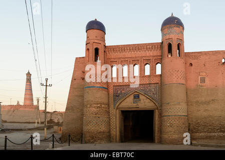 Ost-Tor in die Hitoric Stadt Ichan Qala, bereits, Usbekistan, Asien Stockfoto