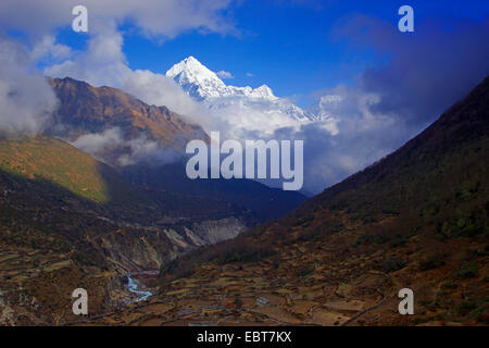 Thamserku, Thamo, Nepal, Khumbu Himal und Umgebung Stockfoto