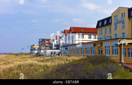 Hotels und Ferienhäuser in der Nähe von Strand, promenade, Deutschland, Niedersachsen, Wangerooge Stockfoto