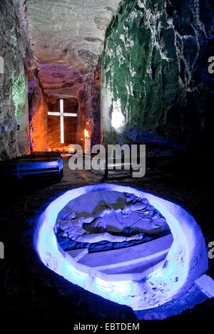 Skulptur in der subterrestrial Salz cathedrale, eine Kirche komplett aus Salz in einem Salzbergwerk, Verfügbare, Nordrhein-Westfalen, Zipaquirß Stockfoto