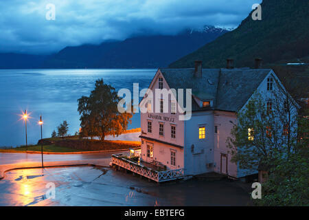 Hafen Sie im Abendlicht, Norwegen, Kinsarvik Stockfoto