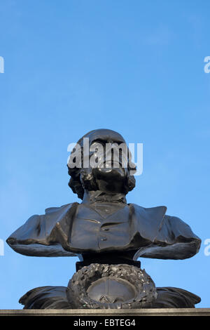 Büste der Chirurg Joseph Lister, die Teil der Gedenkstätte 1924 zu Lister von Sir Thomas Brock, Portland Place, London, england Stockfoto