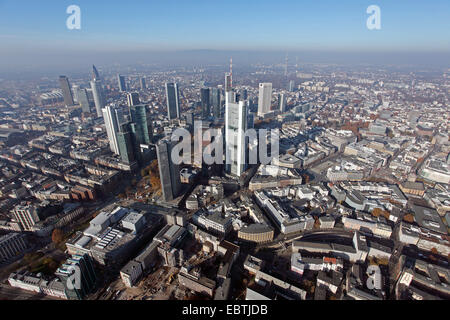 Blick von Süden auf das Stadt- und Business District, Deutschland, Hessen, Frankfurt/Main Stockfoto