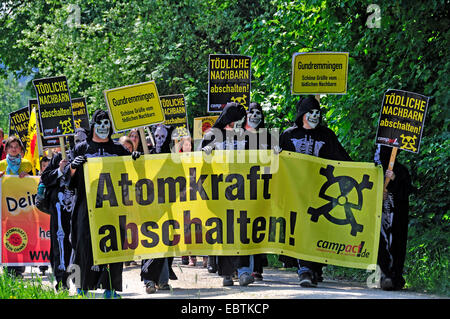 Anti-Atom-Demonstration in der Nähe von Kernkraftwerk Grundremmingen, Deutschland, Bayern, Gundremmingen Stockfoto