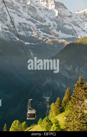 Seilbahn, Grimmelwald, Schweiz, Berner Oberland Stockfoto