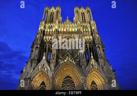 Westseite des Reims Kathedrale, Frankreich, Champagne, Reims Stockfoto
