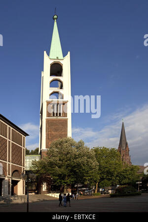 Protestantic, Altstadtkirche und katholische Kirche Propsteikirche Sankt Augustinus im Zentrum von Gelsenkirchen, Deutschland, Nordrhein-Westfalen, Ruhrgebiet, Gelsenkirchen Stockfoto