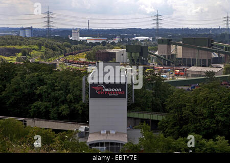 Ansicht der Industrielandschaft der Kokerei Prosper Form Halde Prosperstrasse, Deutschland, Nordrhein-Westfalen, Bottrop Stockfoto